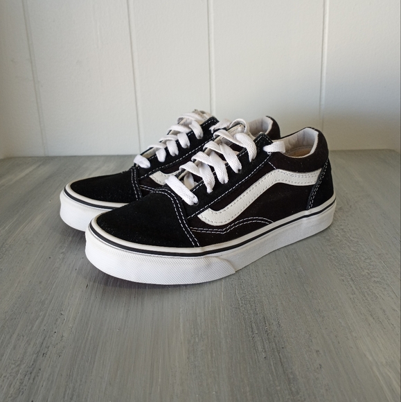 Vans Oldskool Skateboard Sneakers Shoes Kids Size 1 - Picture 2 of 15